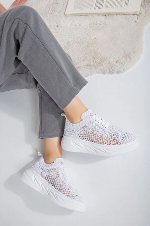 Dantel Detaylı Sneakers