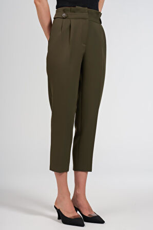 Kemer Üstü Apolet Ve Pili Detaylı-Havuç Pantolon