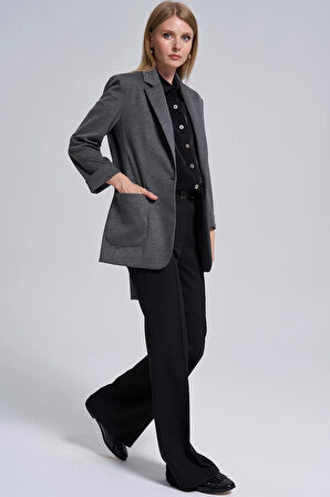 Mono Yaka-Cep Detaylı Ceket