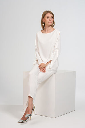 Kayık Yaka-Kol Dekolte Detaylı, Bluz