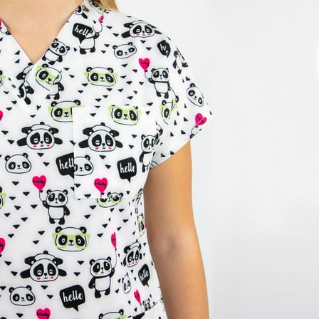 Unisex Beyaz Panda Desenli  Esnek Likralı Doktor Hemşire Aşçı Veteriner Scrubs  Tek Üst Forma