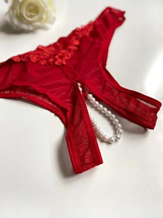 Özel Bölgesi Açık İnci Detaylı String