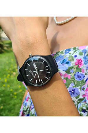 Unisex Silikon Kordon Gün Ay Takvimli Kol Saati Siyah Renk