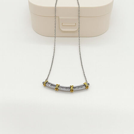 Kadın Çelik Kolye - Çapraz Eğri Taşlı Model, Gümüş Renk