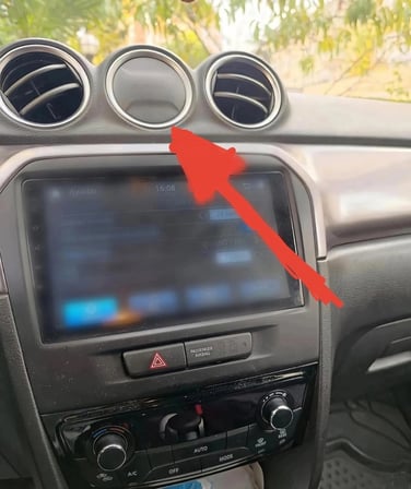 Suzuki Vitara Uyumlu Analog Saat – Konsola Özel Tasarım, Sessiz Mekanizma