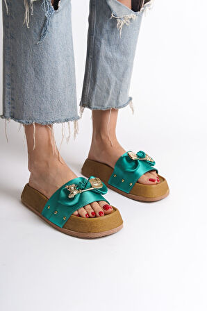 JET-DILA Kalın ve Ortopedik Taban Ayıcıklı Saten Kadın Terlik  SKT - Yeşil