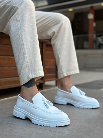 ET0240 Yüksek Taban Klasik Parlak Püsküllü Beyaz Erkek Ayakkabı