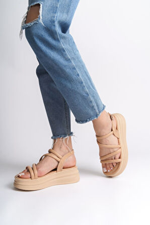 JET-NATALIE İnce Tokalı Şerit Detaylı Ortopedik Taban Kadın Sandalet CTT - Ten