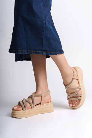 JET-ELENA Lastikli Taşlı Şeritli Ortopedik Taban Kadın Sandalet CTT - Ten