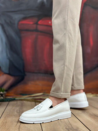 ET0005 Bağcıksız Yüksek Taban Klasik Beyaz Püsküllü Erkek Ayakkabı