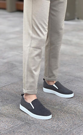 ET0339 Bağcıksız Kadife Gri Beyaz Taban Günlük Erkek Ayakkabı