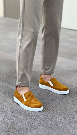 ET0339 Bağcıksız Kadife Hardal Beyaz Taban Günlük Erkek Ayakkabı