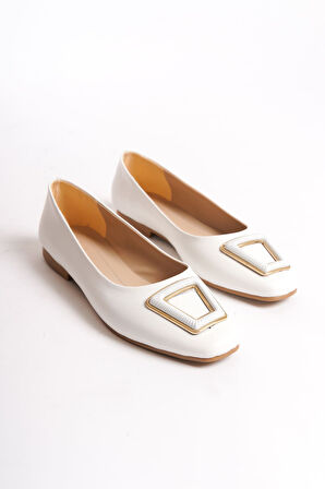 JET-KAYLEE Bağcıksız Ortopedik Rahat Taban Toka Detaylı Kadın Babet Ayakkabı CKT - Beyaz