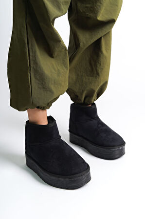 JET-AMELIA Bağcıksız Düz ve Kalın Taban İçi Kürklü Kısa Süet Kadın Bot  SST - Siyah