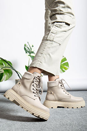 ET-ZNN-Krem Cilt Bağcıklı Yüksek Taban Kadın Bot