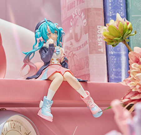 Hatsune Miku Love Sailor Sanal Şarkıcı Manga Anime Karakter Figür Koleksiyon Figür Oyuncak Seti 14 cm.