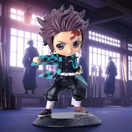 Demon Slayer: Kimetsu no Yaiba Tanjiro Kamado Anime Karakter Figür Oyuncak Koleksiyonluk Biblo 15 cm