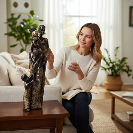 Lüks İşlemeli Geleneksel Yerel Kıyafetli Afrikalı Aile Heykeli Dekoratif Biblo Ev Ofis Hediyesi Mdl1