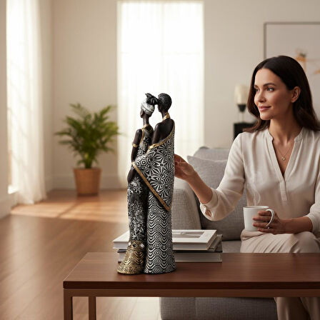 Lüks İşlemeli Geleneksel Yerel Kıyafetli Afrikalı Aile Heykeli Dekoratif Biblo Ev Ofis Hediyesi Mdl3