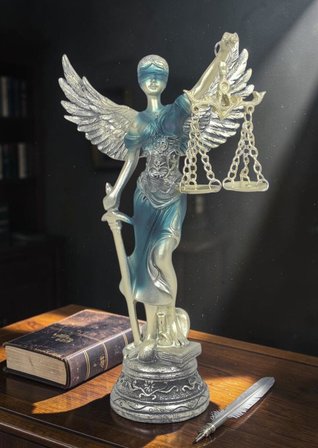 Lüks Polyester Themis Adalet Heykeli 20 cm Dekoratif Biblo Terazi Figür Ev Ofis Vitrin Hediyesi Şık