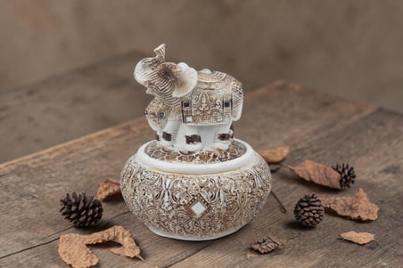 Feng Shui Şans Getiren Fil Biblo Oval Mücevher Kutusu 14 cm Dekoratif Ev Hediyesi Lüks Tasarım