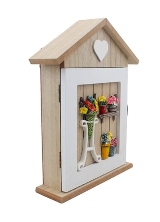 Ahşap Ev Tasarımlı Home Sweet Home Anahtar Askısı Çiçek Kalp Detaylı Duvar Organizer 28cm Duvar Süsü