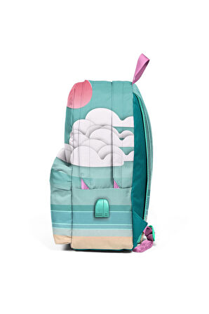 Coral High Yeşil Flamingolu Üç Bölmeli USB Şarjlı Kulaklık Çıkışlı Sırt Çantası 23423