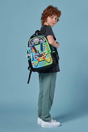 Coral High Kids Kulaklık Game Desenli Üç Bölmeli Okul Sırt Çantası 23667