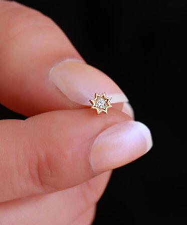 14 Ayar Altın Taşlı Yıldız Tragus Piercing