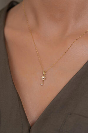 14 Ayar Altın Kalpli Anahtar Kolye