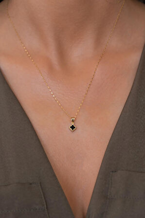 14 Ayar Altın Siyah Yonca Kolye