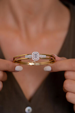 14 Ayar Altın Baget Taşlı Kelepçe Bilezik