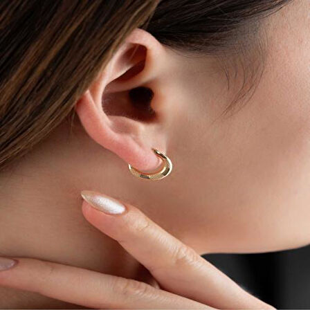 14 Ayar Altın Mini Boy Tekli Heleni Küpe 0,5 cm