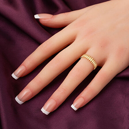 Elips 14 Ayar Altın Minimal Yüzük