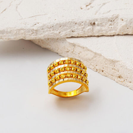 Üç Sıra Dorikalı Ajda Altın Yüzük