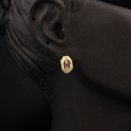 Kırmızı Taşlı Altın Küpe