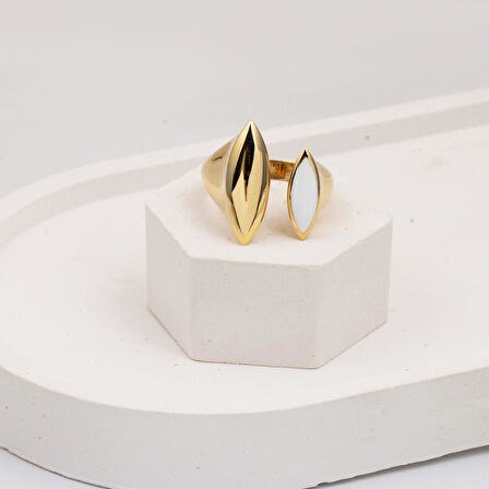 Beyaz Mineli 14 Ayar Altın Twin Yüzük