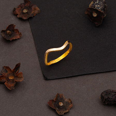 14 Ayar Altın Zikzak Ajda Yüzük