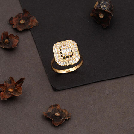 Safira 14 Ayar Altın Baget Yüzük