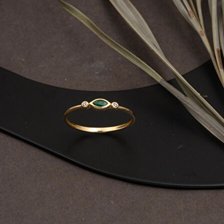 Yeşil Taşlı Markiz Yüzük 14 Ayar Altın