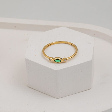 Yeşil Taşlı Markiz Yüzük 14 Ayar Altın