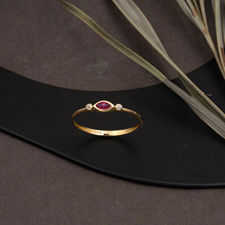 Kırmızı Markiz Taşlı 14 Ayar Altın Yüzük