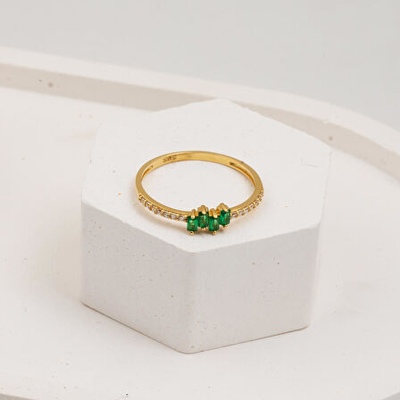 14 Ayar Altın Yeşil Bagetli Yüzük