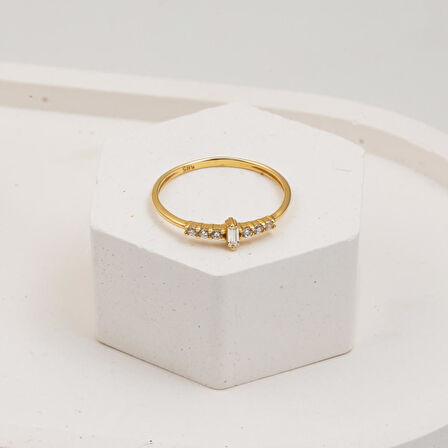 Baget Tektaşlı 14 Ayar Altın Yüzük