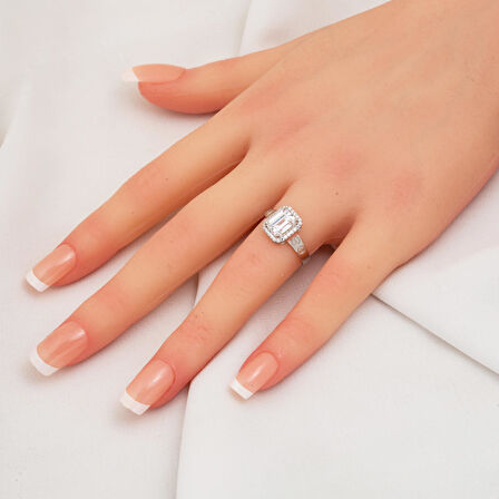 Versage 14 Ayar Baget Altın Yüzük