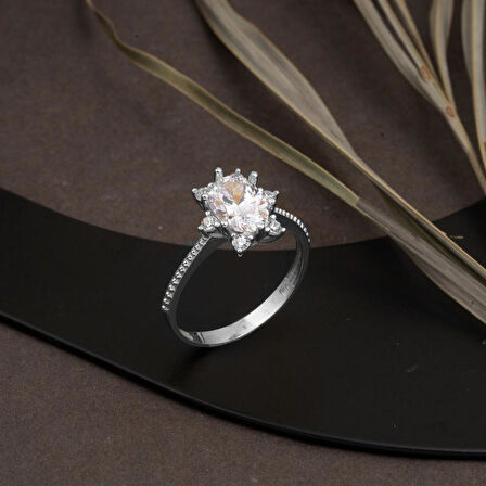 Zambak 14 Ayar Beyaz Altın Tektaş Yüzük