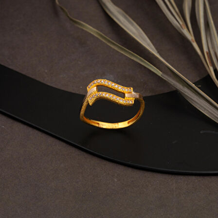 Zikzaklı Ajda 14 Ayar Altın Kaburga Yüzük