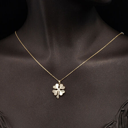 Işıltılı 14 Ayar Altın Yonca Kolye