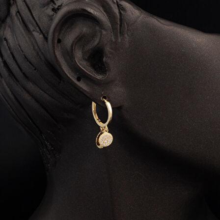 Işıltılı Altın Spor Küpe