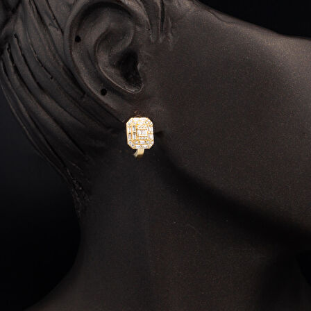 Parça Bagetli Altın Küpe